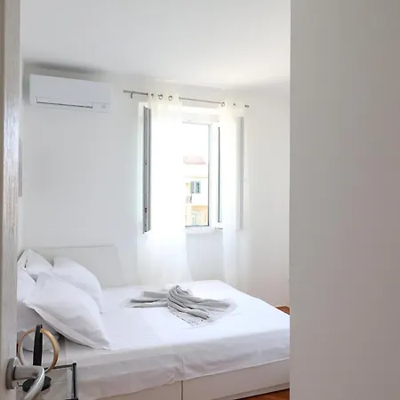 3-bedroom Penthouse Apartament *